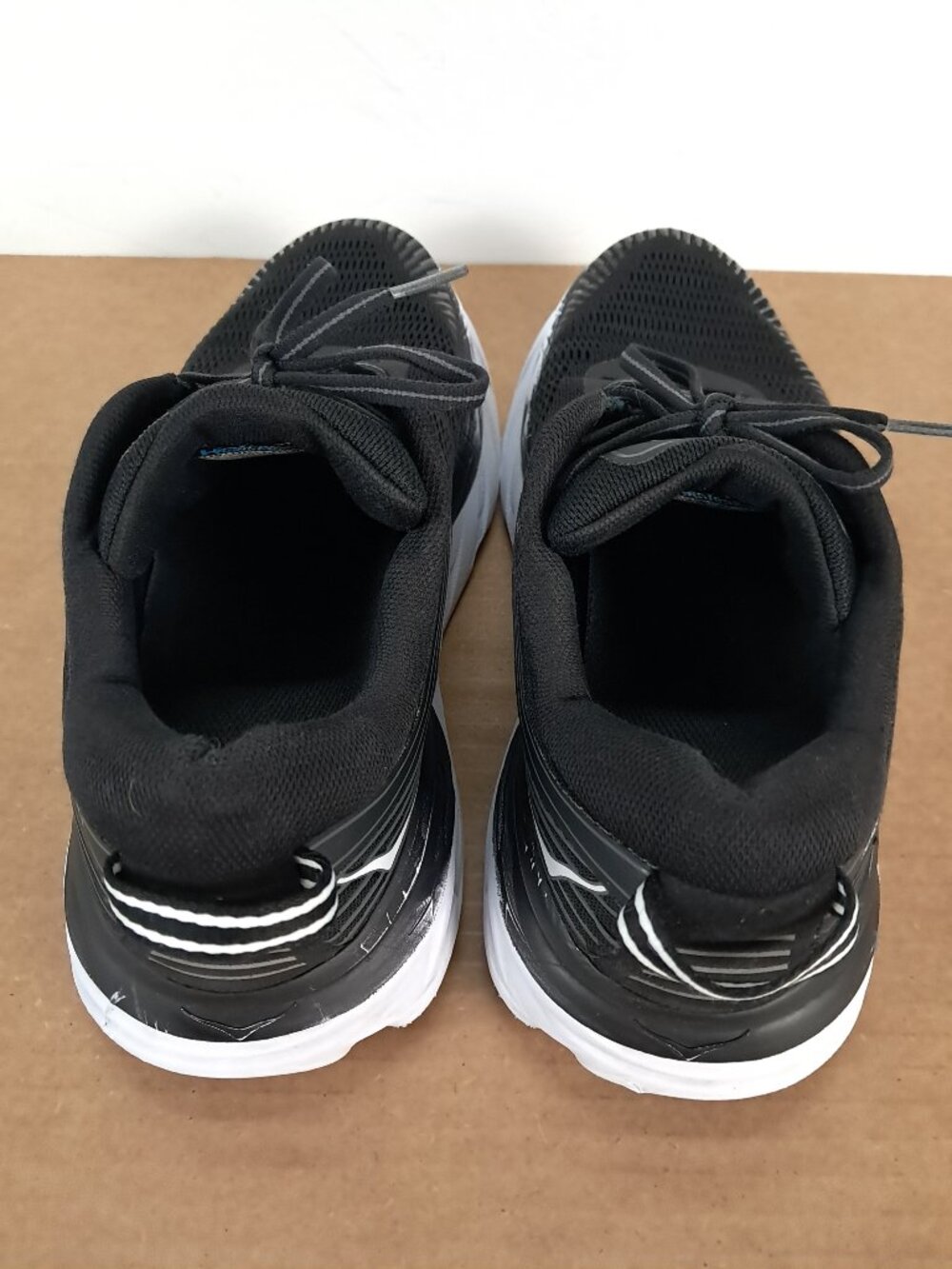 Hoka One One Bondi 7 Shoes Women Size 8 Black Sneakers Athletic 1110519 BWHT - Picture 8 of 16